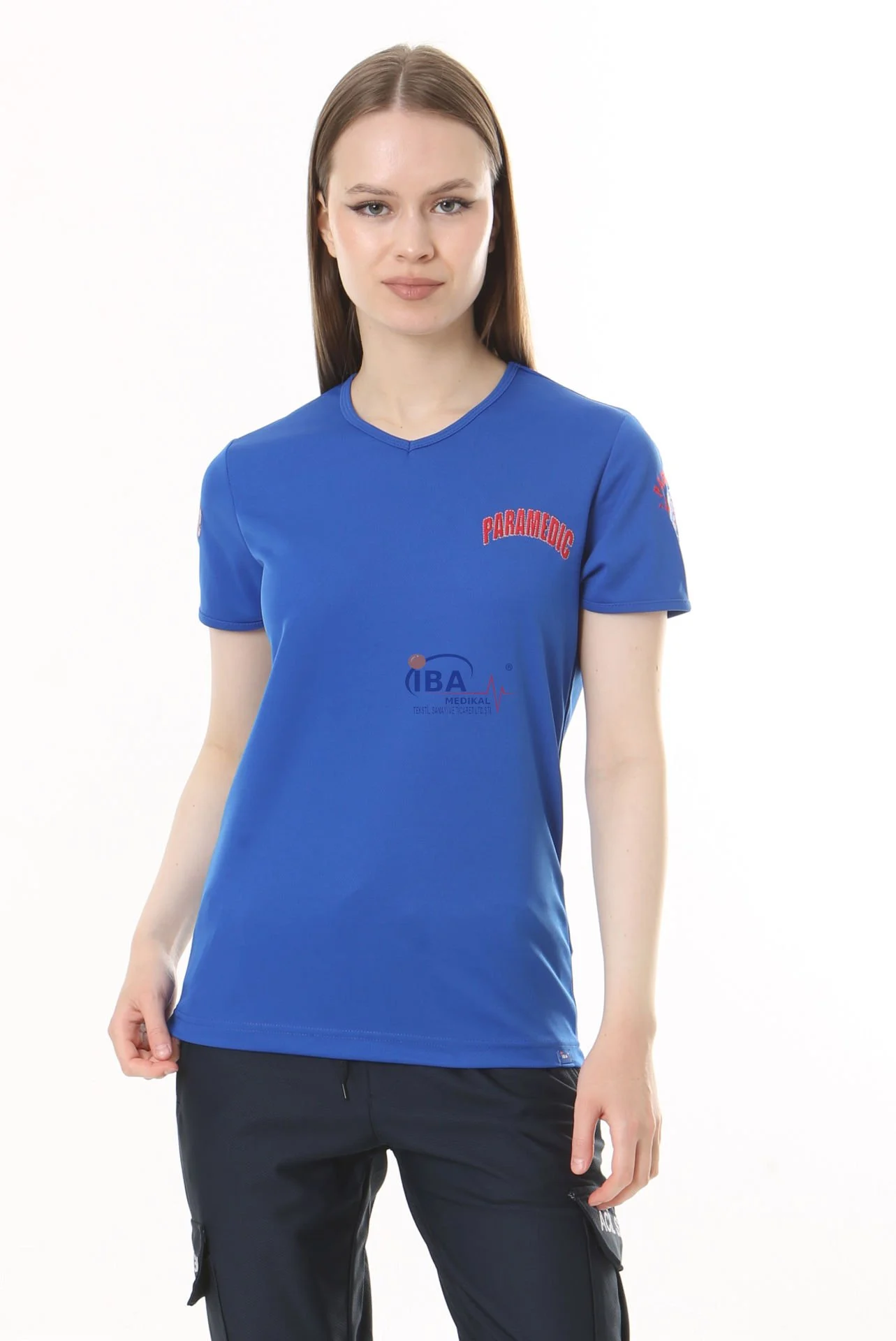 İ-SPORTİVE%20V%20Yaka%20Kısa%20Kol%20Paramedic%20Spor%20T-Shirt