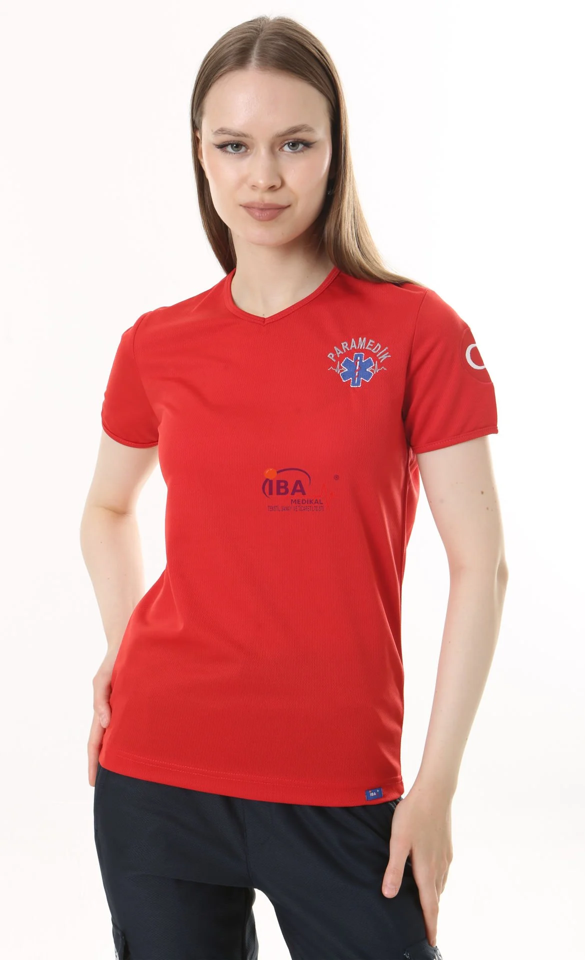 İ-SPORTİVE%20V%20Yaka%20Kısa%20Kol%20Paramedik%20Spor%20T-Shirt