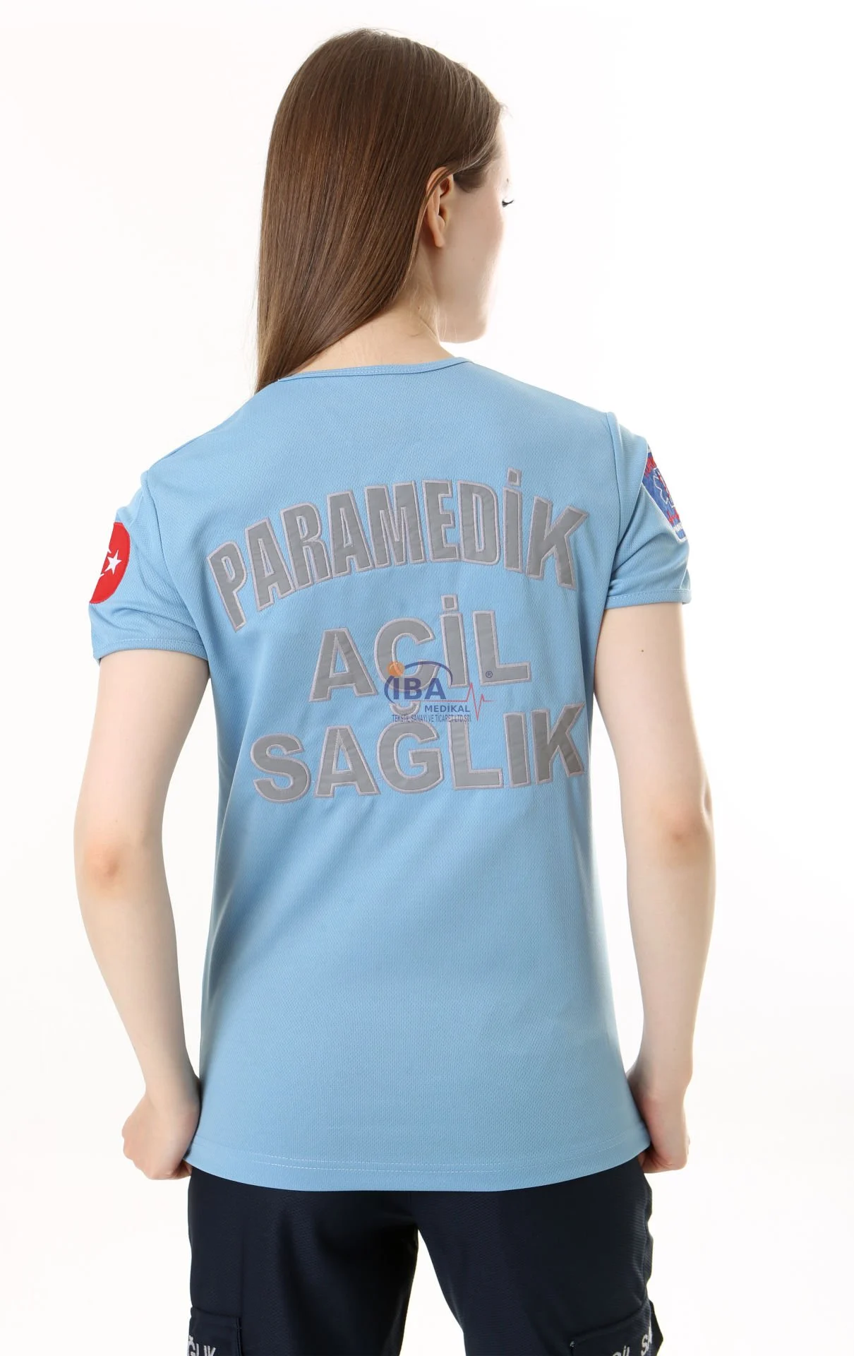 İ-SPORTİVE%20V%20Yaka%20Kısa%20Kol%20Paramedik%20Spor%20T-Shirt