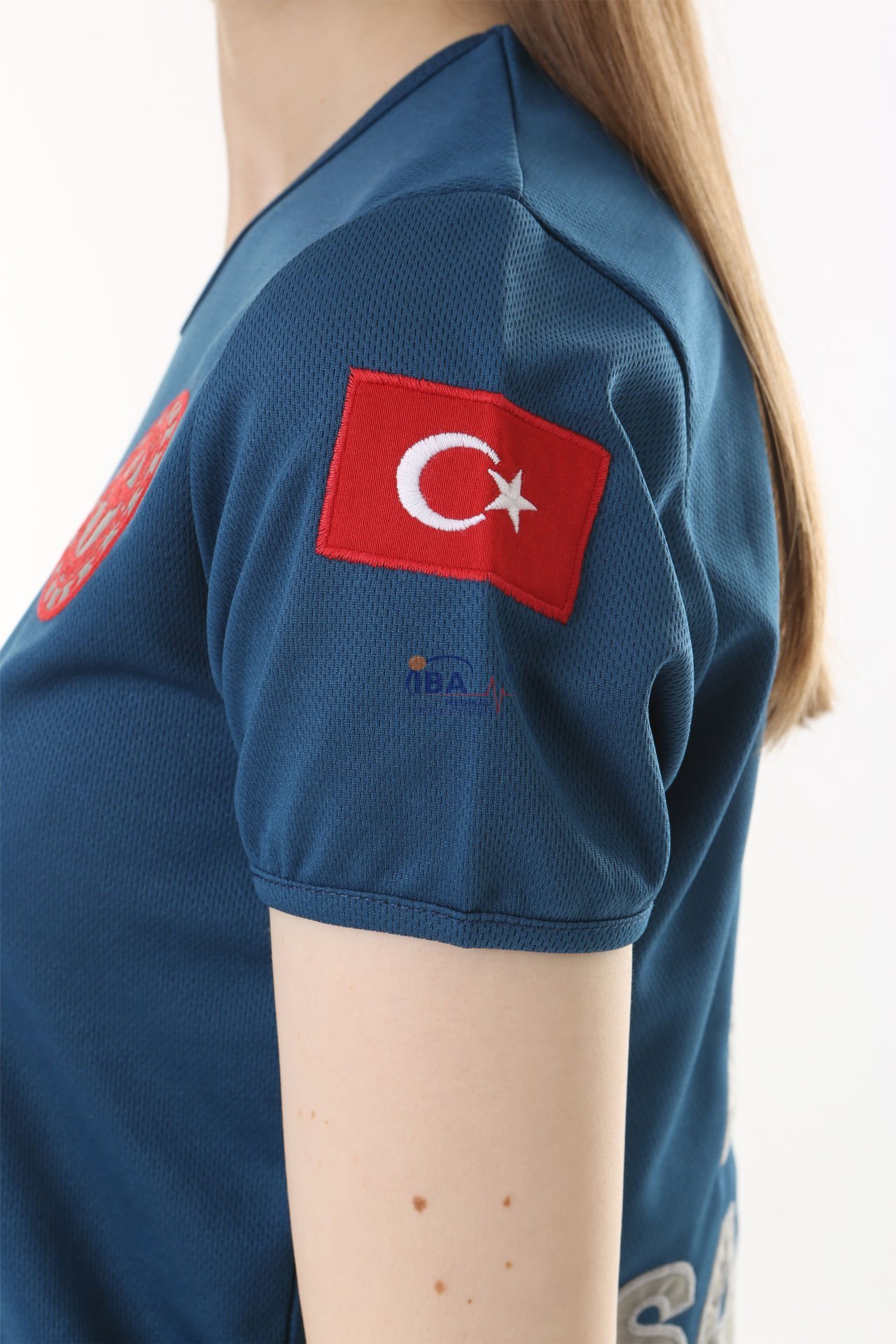 İ-SPORTİVE%20V%20Yaka%20Kısa%20Kol%20Acil%20Sağlık%20Spor%20T-Shirt